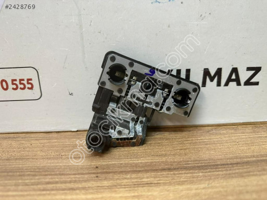 AUDİ A4 SOL ARKA AMPUL DUYU OEM:8K5945258B