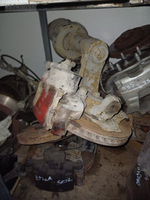 Opel Astra F sağ ön taşıyıcı amasör kaliper