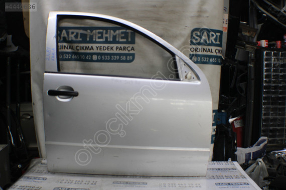 ÇIKMA SKODA FABİA SAĞ ÖN KAPI 2481