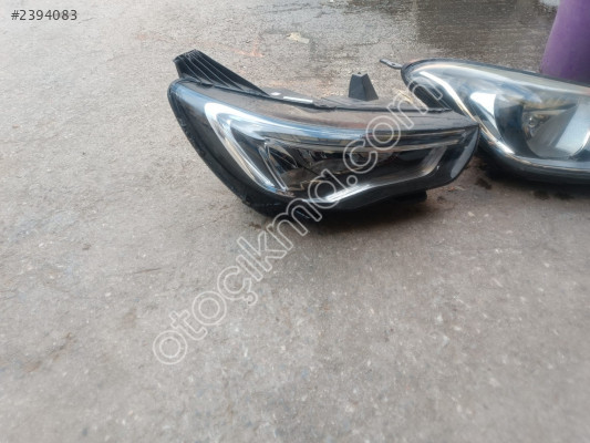 Opel grandland x sağ far