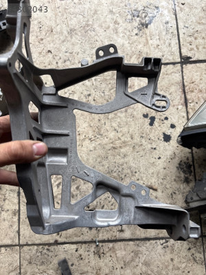 A205 622 16 00 W205 far braketi