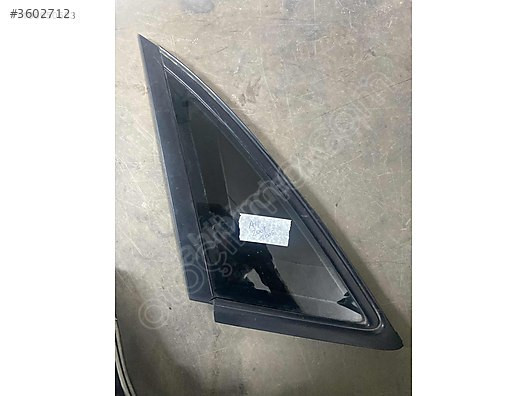 AUDİ A4 KELEBEK CAM SOL ARKA