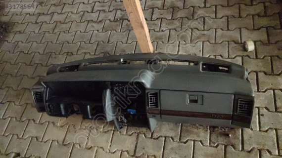 Grand Cherokee 93 95 çıkma temiz torpido