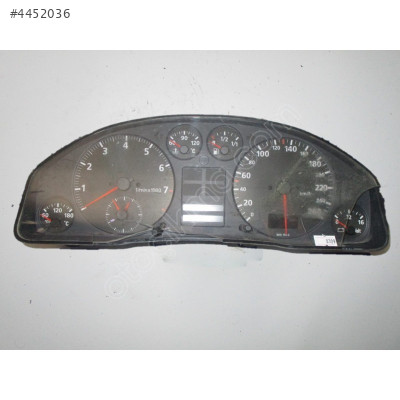 Audi A4 Kilometre Saati Gösterge Paneli 8D0919033G