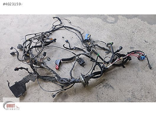 403882897 R Renault Fluence motor iç tesisatı