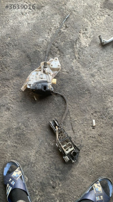 2006 vw passat b6 sol arka kapı kilidi ve mekanizmasI