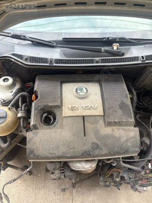 SKODA FABİA 1.2 CGP MOTOR ÜST KAPAK
