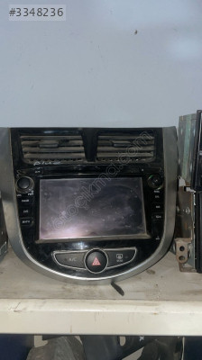 Hyundai Accent blu orijinal teyp çerçevesi