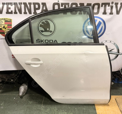 JETTA 2011 - 2017 SAĞ ARKA KAPI SÖKME ORJİNAL DOLU