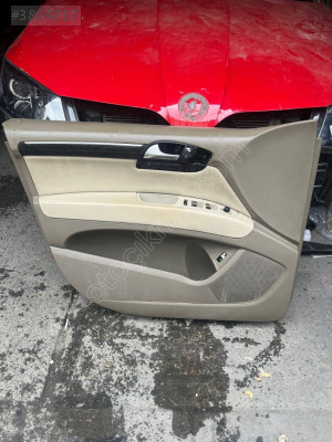 AUDI Q7 SOL ÖN KAPI DÖŞEMESİ