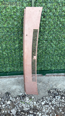 Renault 12 ön cam ızgarası