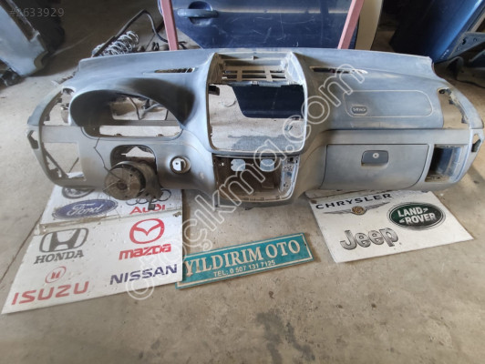 MERCEDES VİTO ÖN GÖĞÜS