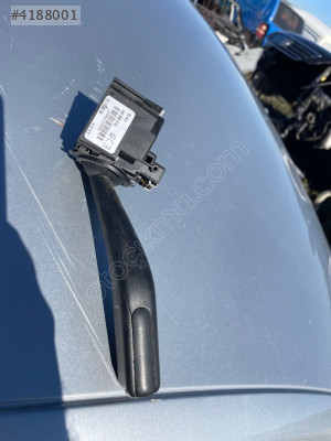 Sadece whatsaptan ulaşın - Audi a3 sinyal kolu