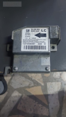 Opel Corsa C orjinal Çıkma Airbag Beyni