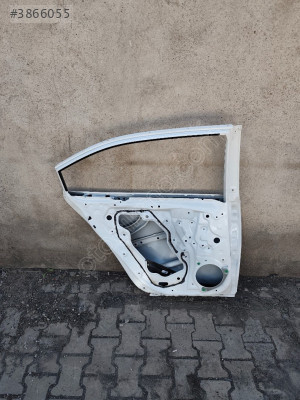Toyota Corolla sol arka kapı 2019 2025