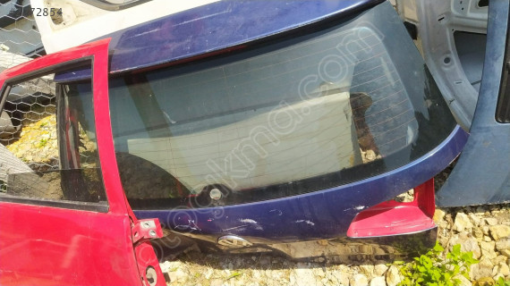 Golf 4 arka cam çıkma