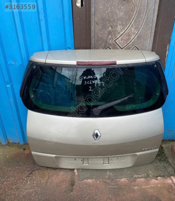 Renault scenic 2 bagaj kapağı 2007