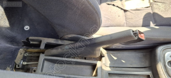 AUDİ A3 El freni mekanizması
