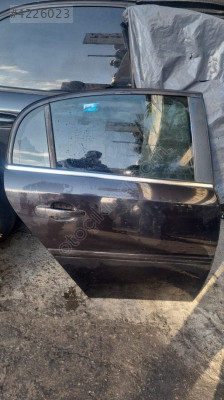 OPEL VECTRA C  sag arka kapı