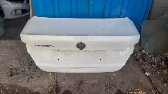 Fiat egea arka bagaj kapagi orjinal nokta hatali