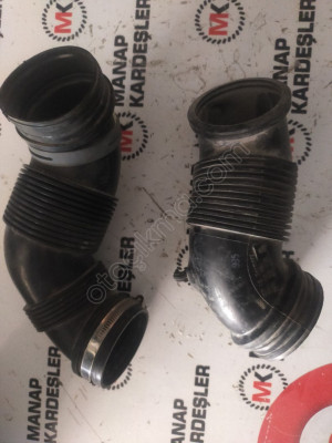 SKODA KAROQ HAVA FİLTRE KUTUSU BORUSU 5Q0129654G