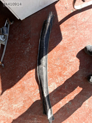 ÖZMEN OPEL ASTRA F CAM ÖNÜ İÇ IZGARA