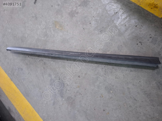 Clio 5 ön kapı bandı sol 808771875R