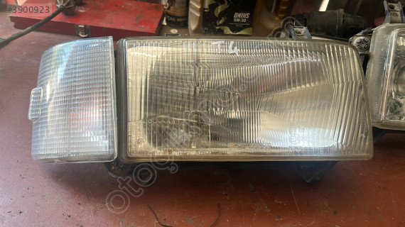 VOLKSWAGEN TRANSPORTER T4 SAĞ FAR ÇIKMA