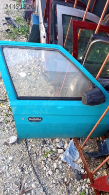 Skoda Favorit sağ ön kapı