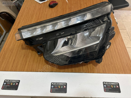 SKODA KAMİQ SOL ÖN FAR