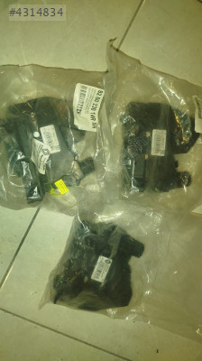 Megane 4 scenic 4 sağ sol arka kapı kilidi