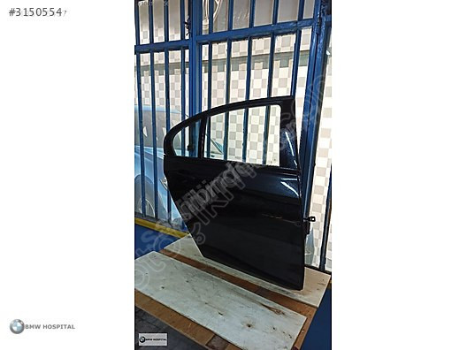 BMW F20 668 SİYAH BOYA KODLU SAĞ ARKA KAPI ( ORJİNAL )