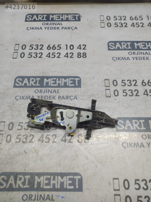 ÇIKMA FORD CONNECT SOL SÜRGÜLÜ DIŞ KAPI KOLU BRAKETİ