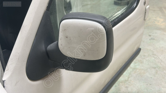 Peugeot partner sol ayna araçtan sökme