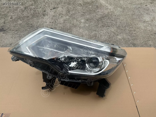 NISSAN TERRANO ÇIKMA ORJİNAL SAĞ - SOL FAR