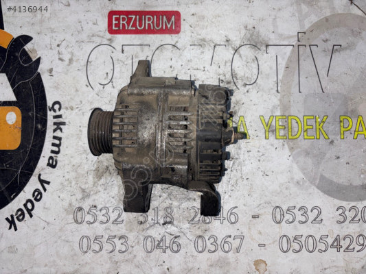 7700105333 RENAULT CLİO KANGOO 1.4 orijinal çıkma şarj dinamosu