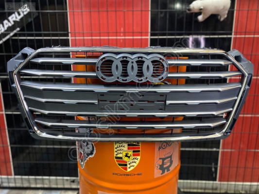 8W6853651AB  AUDI A5 2017-2020 ÖN PANJUR KROMLU