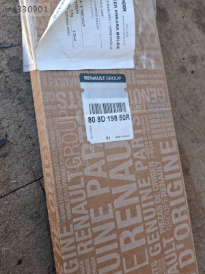 Clio 5 kapı bandı ön sol krom 808D19850R