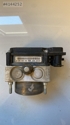 0265232371 8200924578 Renault Clio Abs Beyni
