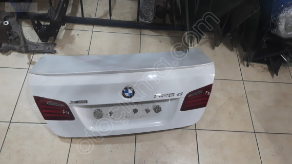 BMW 5.25 XDRİVE 2.5 DİZEL  BAGAJ