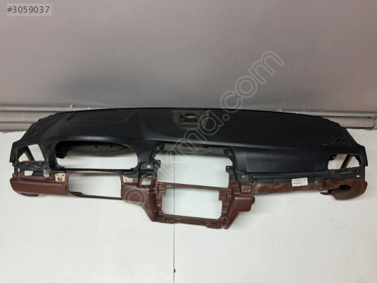 BMW 5 SERİSİ F10 KOMPLE GÖĞÜSLÜK ORJ