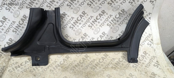 FORD COURİER 2014 2023 SAĞ MARŞBİYEL ÇIKMA ORJİNAL