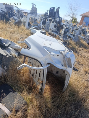 Focus 3 sağ arka çamurluk