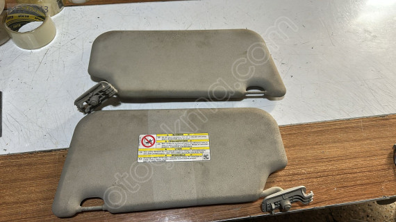 2010-2013 FORD FİESTA GÜNEŞLİK GÖLGELİK ORJ ÇIKMA