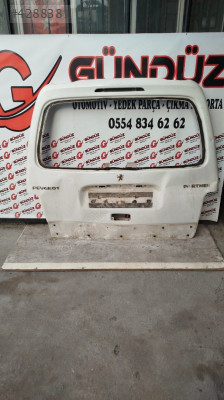 Peugeot Partner arka bagaj kapağı model 2004 2008