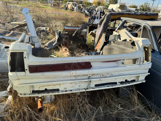 RENAULT 11 SAĞ ARKA ÇAMURLUK , RENAULT 11 SOL ARKA ÇAMURLUK