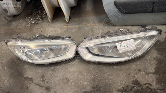 Ford Courier sağ sol ön far