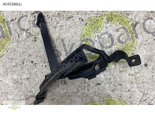 MERCEDES C SERİSİ W206 ÖN TAMPON BRAKETİ SOL A2068885900
