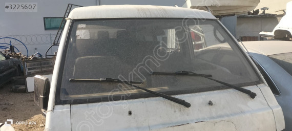 Mitsubishi L300 ön cam