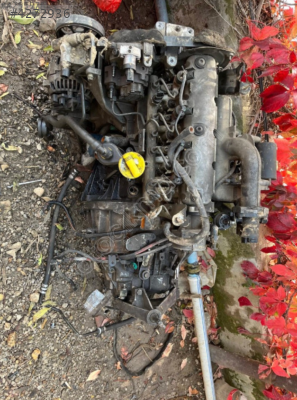 Renault laguna 2 1.9dci motor orjinal çıkma